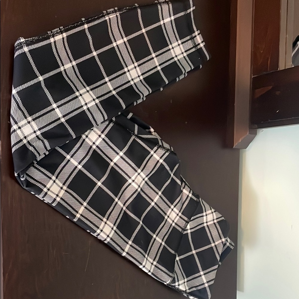 Black and White Plaid Scarf